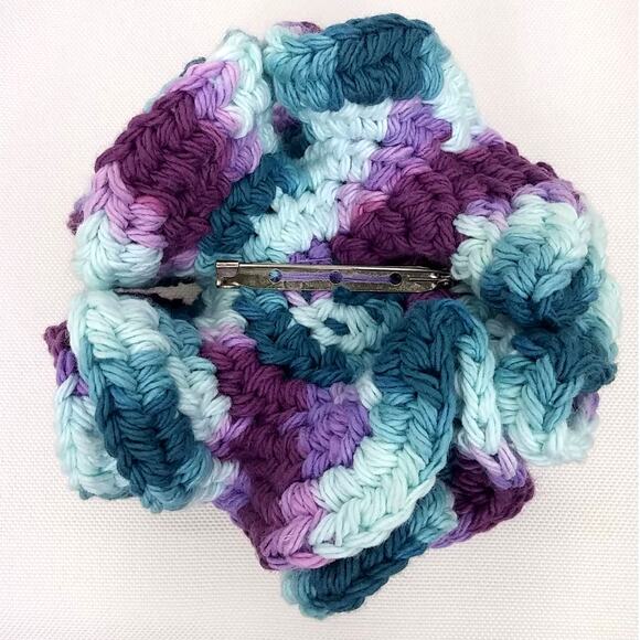 Floral Crochet Brooch Purple Ombre Hand Crafted Pin Swirl Colorful Cotton Rose - Picture 7 of 9